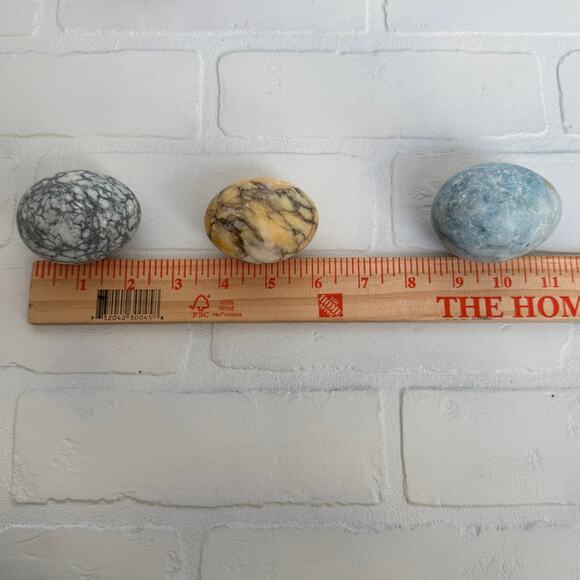 Set of 3 Vintage Honed Natural Stone Eggs Yellow Blue Black - Picture 9 of 9